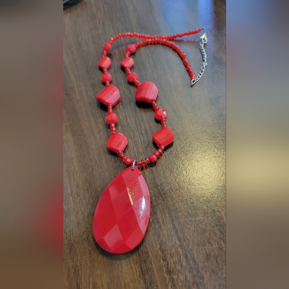 Red Fashion Necklace